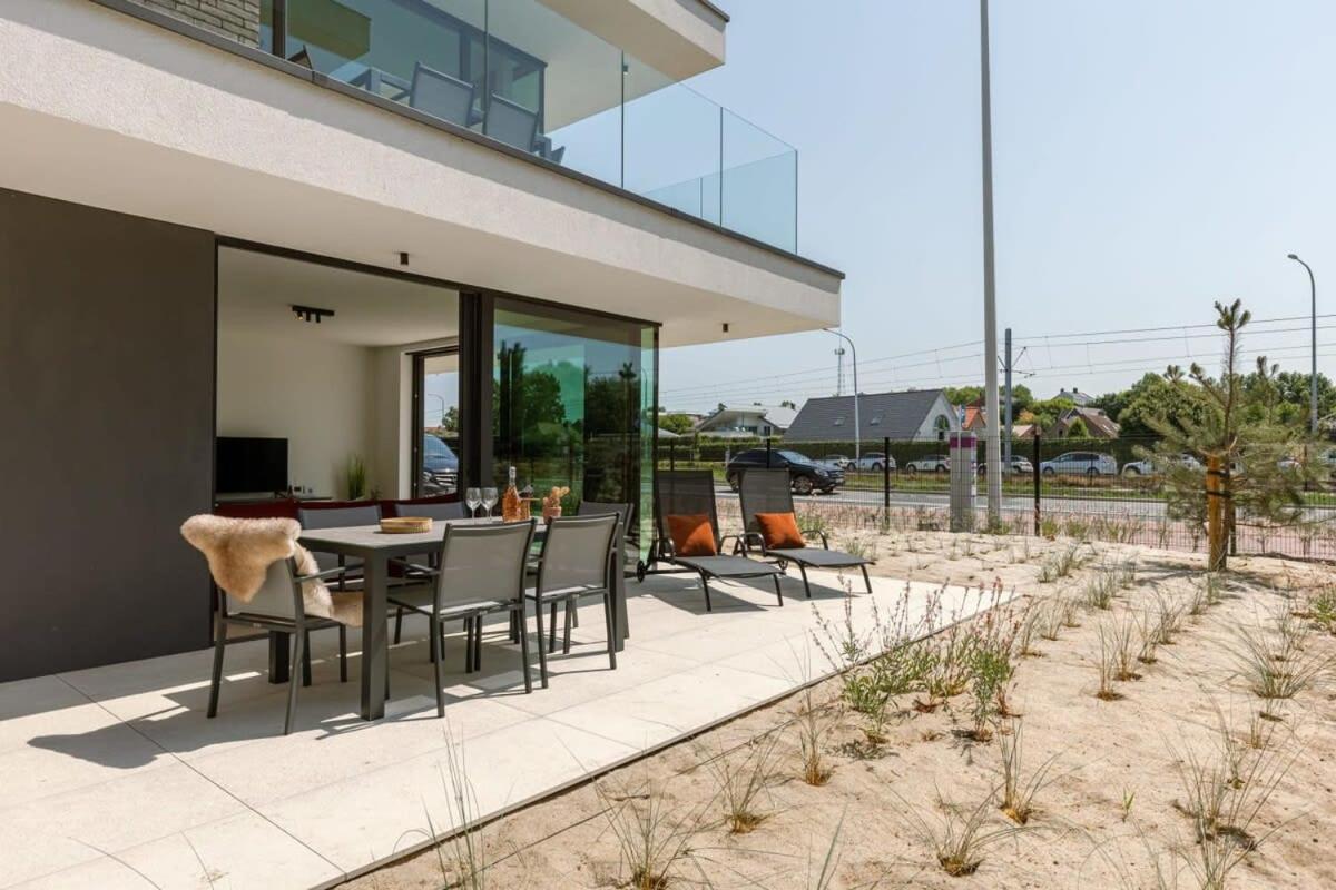 Huswell - Beautiful & Ultramodern Apartment In Oostduinkerke Koksijde Exterior photo